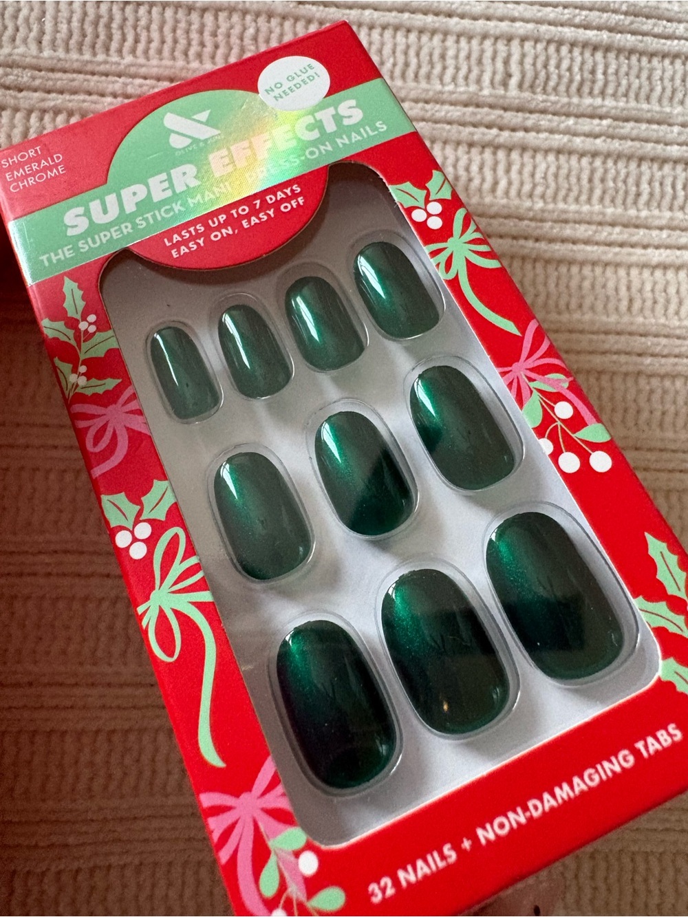 Olive & June Short Emerald Chrome Press-On Nails - Green